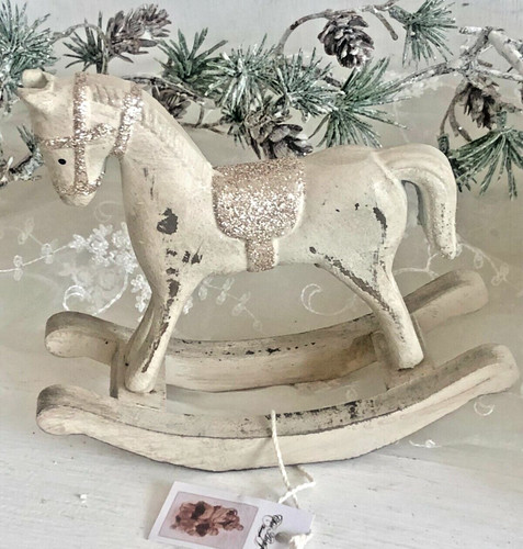 Chic antique schaukelpferd - chic,