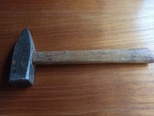 massiver alter Zimmermann