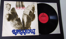 LP   BREAKOUT - karate