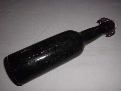 Alte grüne glasbügelflasche - alte,