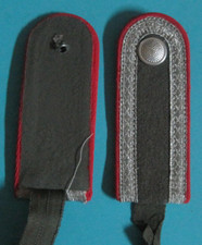 NVA Schulterstücke Fallschirmjäger  NVA Fallschirmspringer NVA Effekten  DDR MfS