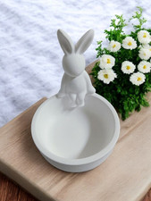 Handgefertigte Osterdeko – Schale mit süßem Hasen aus Raysin