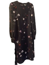 H&M Kleid mit floralem Allover