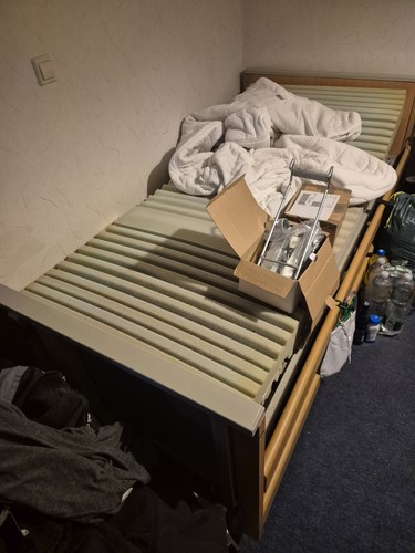 Pflegebett elektrisch mit - elektrisch,