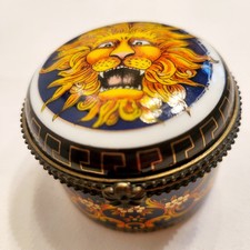 Porzellan  Pillendose