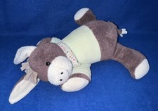 Herzton Figur Sterntaler  Esel Emmi braun + hellgrünes Shirt Schlaf gut Spieluhr