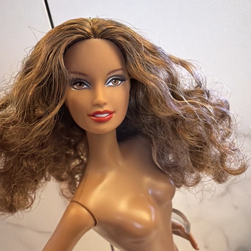 Barbie basics doll - doll, model