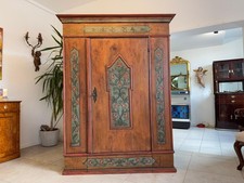 Handbemalter Barockschrank