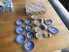 Altes Kindergeschirr, Puppengeschirr, Porzellangeschirr Kinder, Kaffeeservice