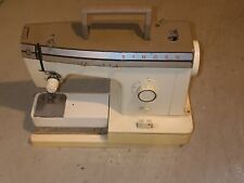 Nähmaschine  SINGER 351