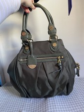 Neu George Gina & Lucy Tasche