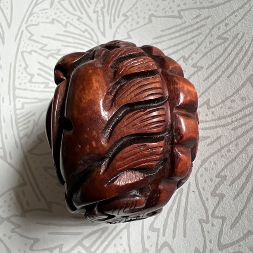 Handgeschnitzter holz netsuke - holz,