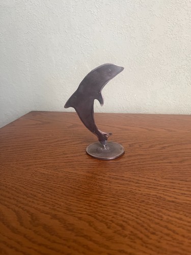 Figur stehender metall delphin - metall,