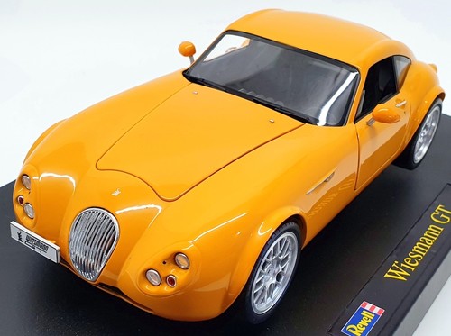 Revell scale die cast - scale,