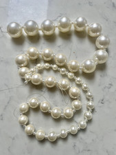 Schnur aus Harzperlen