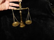 VINTAGE KLEINE MESSINGWAAGEN