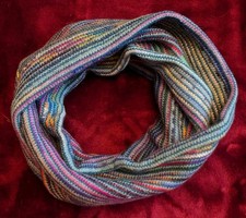 Loop Schal handgestrickt