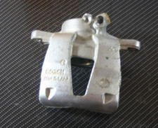 BOSCH Bremssattel FIAT 500 312 PANDA PUNTO 199 OPEL ADAM CORSA D vorne links NEU