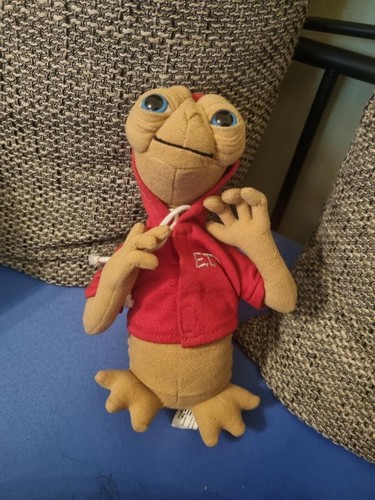 Spielpuppe - ,