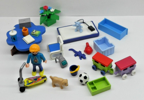Kind mit kinderzimmer junge - kind,
