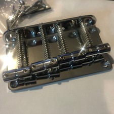 SQUIER BASSGITARRENSTEG für