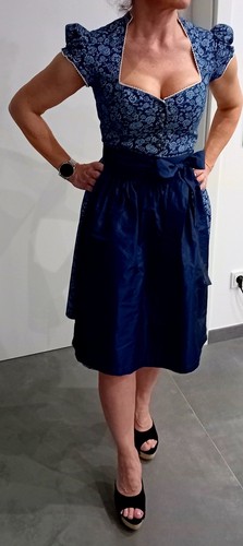 Vintage desinger dirndl mit - vintage,