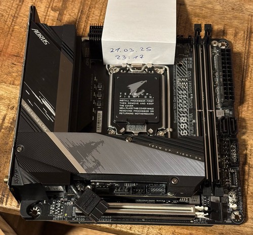 Gigabyte z690i aorus ultra - gigabyte, lga