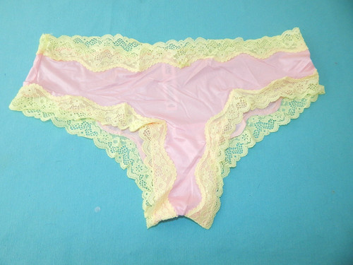 Victoria secret cheekster - victoria`s,