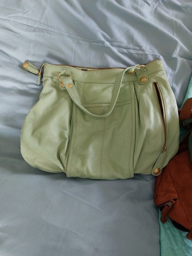George gina lucy tasche - george,