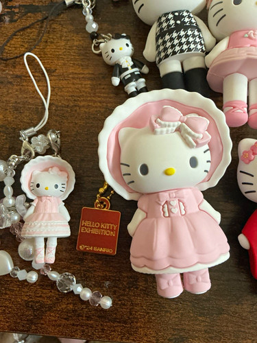Sanrio hello kitty lolita - sanrio,