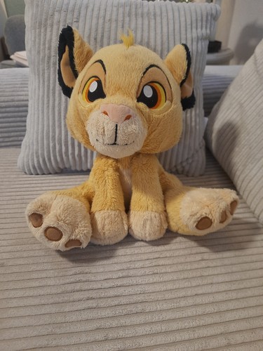 Disney parks simba big feet - big,