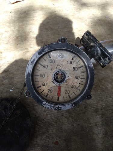Alter historischer tachometer - historischer,