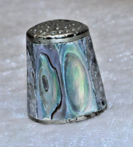 Fingerhut metall mit - fingerhut,