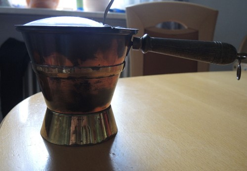 Kleiner kupferkessel mit - kupferkessel,