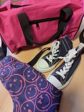 Sporttasche (pink), Turnschuhe (Gr.31), Sportleggin Gr. 122/128