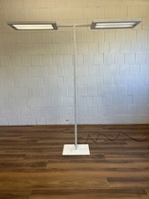 Waldmann Lavigo Twin LED Stehleuchte mit Doppelkopf weiß