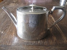 prächtige antike Teekanne