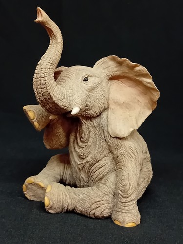 Tuskers pfotenabdruck - tuskers,