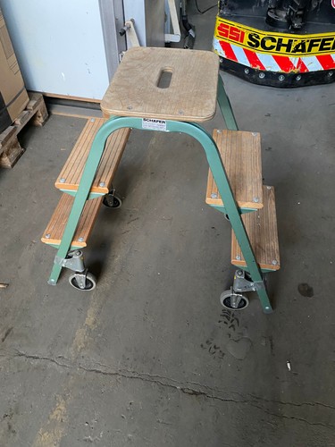Stufenstehleiter haca rollbar - stufenstehleiter,