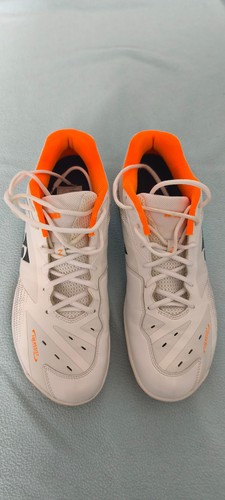 Yonex power cushion - power, 2