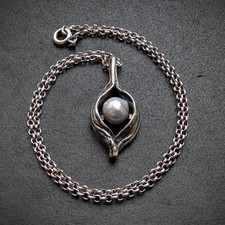 Vintage Anhänger und Kette