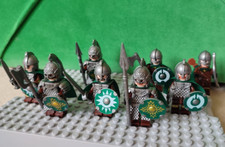 8x Herr der Ringe / Hobbit Rohan-Krieger Figuren mit viel Ausrüstung und Zubehör