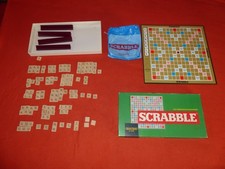 Scrabble mit Holz Spielsteinen