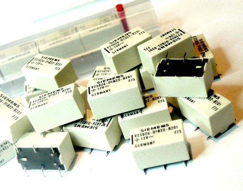 Smd relais siemens v23026 - smd-relais,