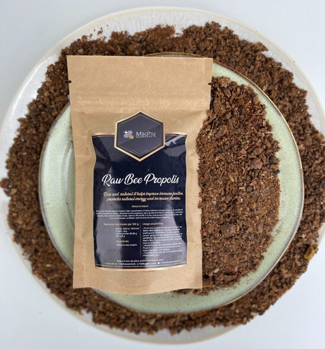 Rohes und reines propolis - und,
