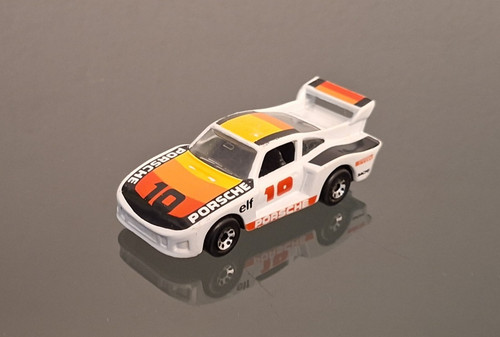 Matchbox racing porsche - racing,