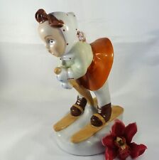 älterer Dux Porzellan Figur