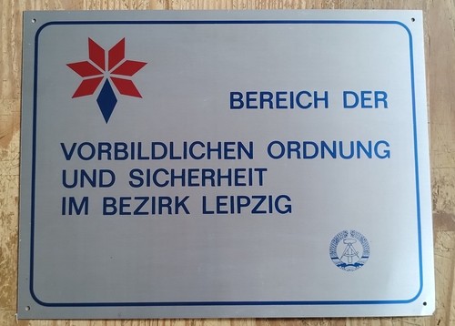 Ddr schild bereich - ddr, der