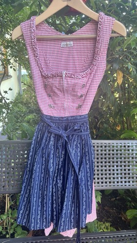 Oktoberfest wies dirndl - wies’n,