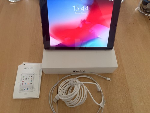 Apple ipad air wifi a1474 - ipad,